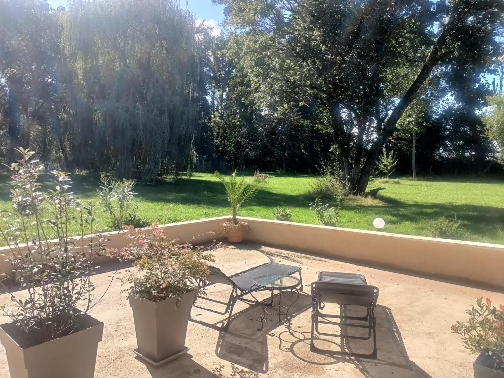 Dans La Campagne Bourbonnaise Appartement